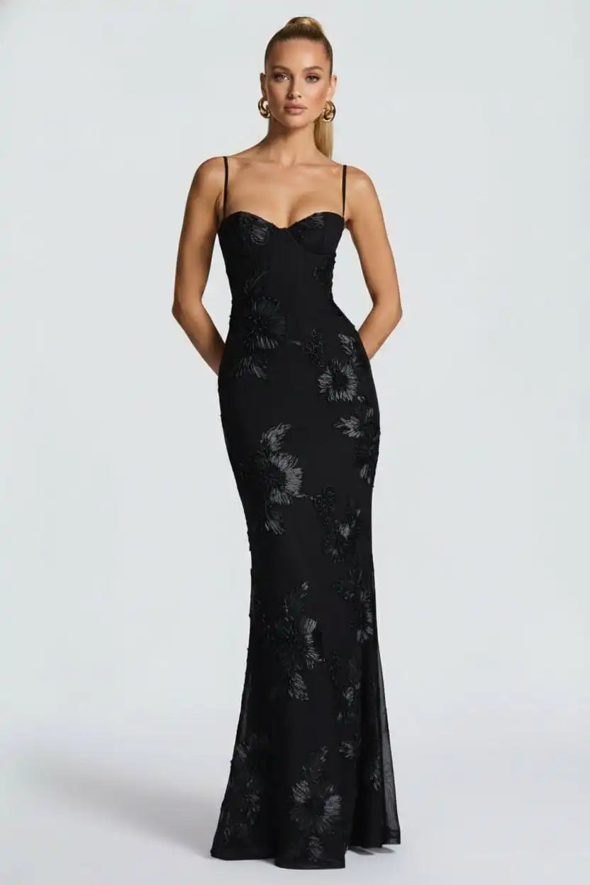Women's Maxi Dress – Elegant Lace Details